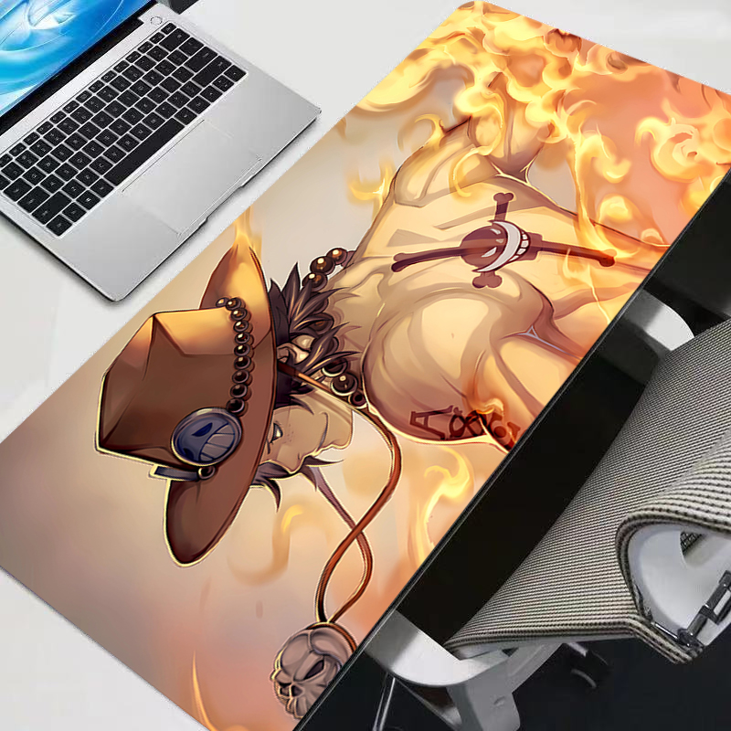Tapis de souris One Piece en c - Gaming Accessories Table avis et prix